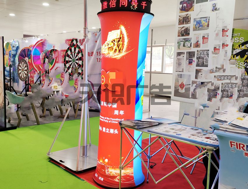 圆形异形LED包柱软膜灯箱(图1)