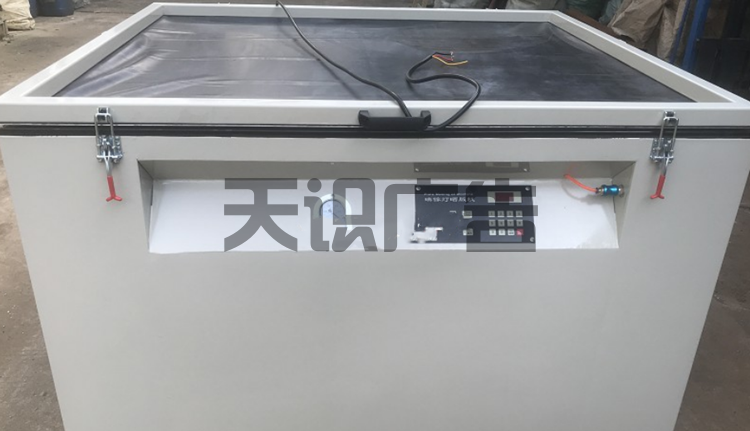 晒版机的特点有哪些？(图1)