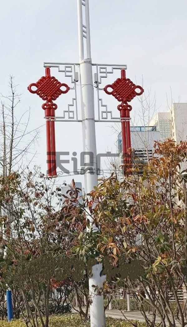 灯杆灯箱一般挂多高 (图2)