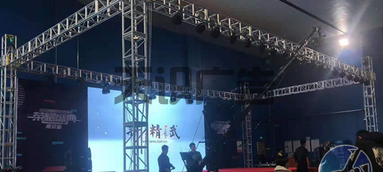 舞台桁架价格怎么计算？(图1)