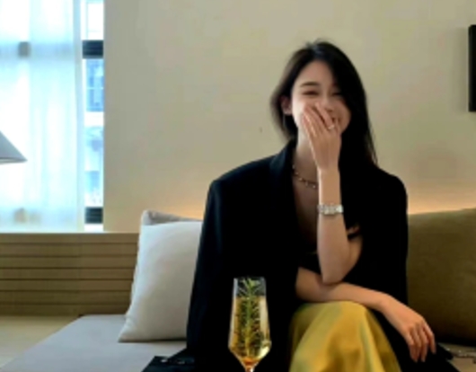 小灰兔小红书