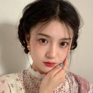 罗染儿小红书